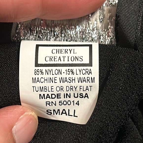 Juniors Cheryl Creation HALTER SHORT TIE BACK PARTY DRESS Size: Small - Picture 10 of 10